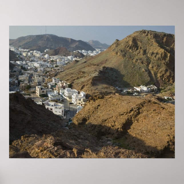 Poster Oman, Muscat, Ruwi/Al Hamriyah. Vista de Ruwi / (Frente)