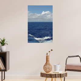 Pôster Ondas Oceânicas e Nuvens Fluffy Brancas