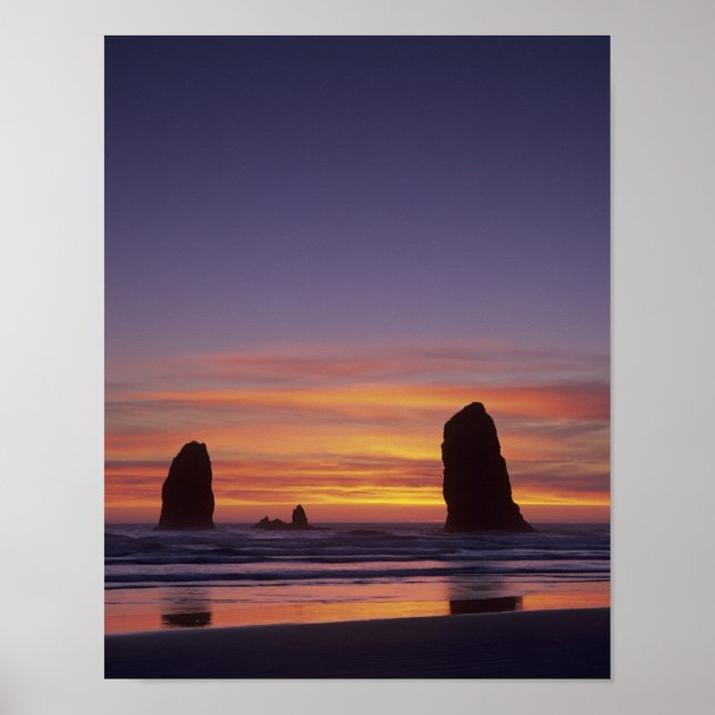 Poster OR, Oregon Coast, Cannon Beach, seastacks at (Frente)