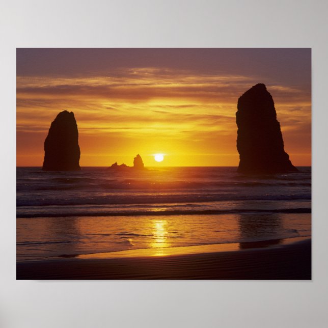 Poster OR, Oregon Coast, Cannon Beach, seastacks at (Frente)