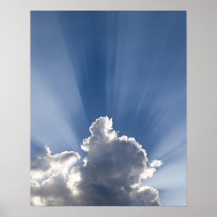 Pôster Os raios de Deus ou crepuscular passam pela nuvem.