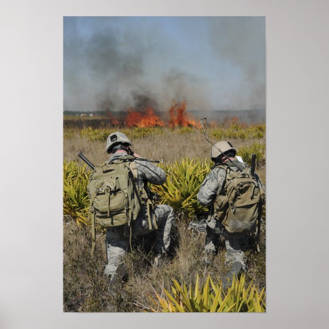 Pôster Os soldados chamam informações (Frente)