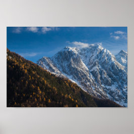 Poster Outono e inverno nas montanhas nevadas