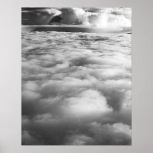 Poster Paisagem de nuvens sinistra ao nascer do sol.