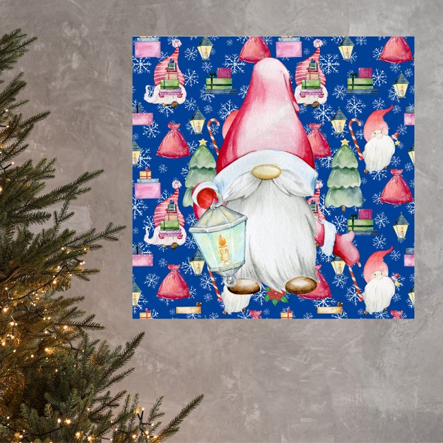 Poster Papais noeis de Natal Gnome e padrão azul (Christmas Santa Gnome & Blue Pattern Background Poster)