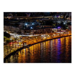 Pôster Paphos seafronta à noite - vista do drone