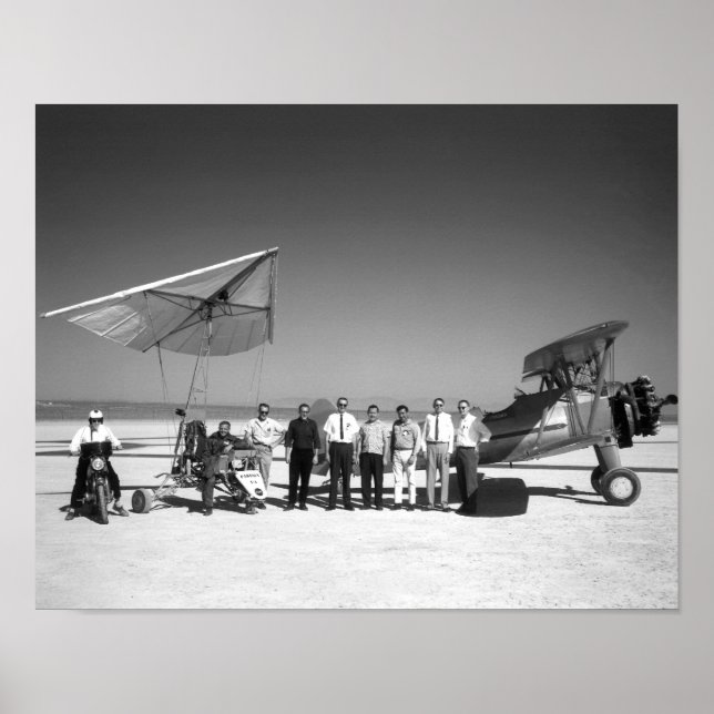 Pôster Paresev 1-A e dois aviões-reboque com tripulação e (Frente)