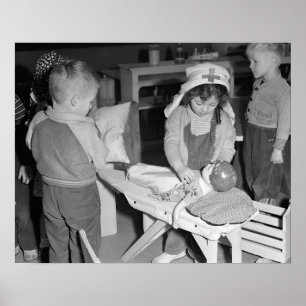 Pôster Pequena Enfermeira, 1943. Foto Antiga