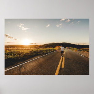Poster Pessoa que corre na estrada pela manhã