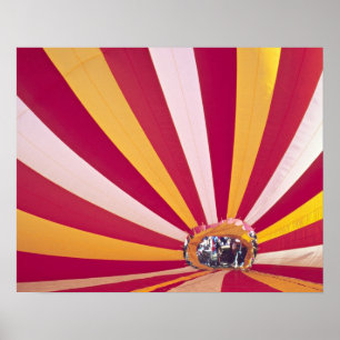 Poster Pessoas enchendo um balão de ar quente, Fort Colli