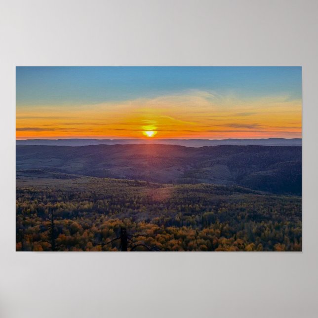 Poster photo of a mountainous autumn forest, mountains, p (Frente)