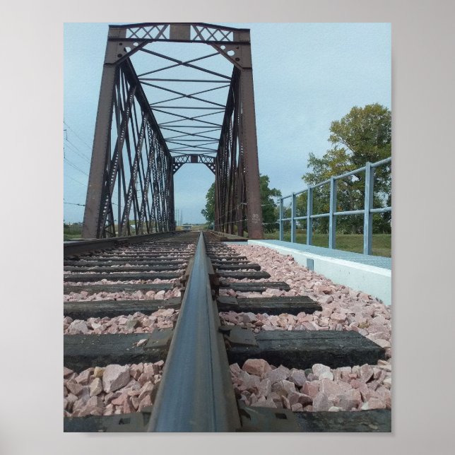 Poster Photograph of a Railroad Track truss bridge  (Frente)