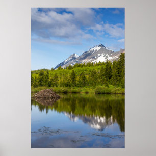 Pôster Picos de Montanhas Refletidos em uma Lagoa de Cast