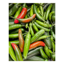 Pilha De Pimentos Espicosos Verdes