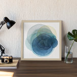 Poster Planetas em Evolução - Círculos de Aquarela<br><div class="desc">Planetas Evolutivos I por Grace Popp. Círculos de aquarela criam formas como planetas que se sobrepõem para revelar belas variações de azul e lacre.</div>