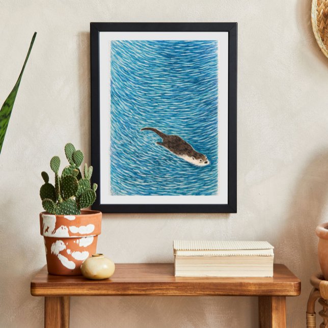 Poster Playful River Otter Swimming in Blue Water (Criador carregado)