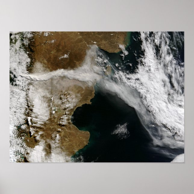 Pôster Pluma de cinzas da erupção do vulcão Chaiten, Chi (Frente)