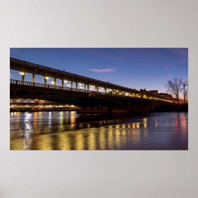 Poster Ponte Bir-Hakeim ao amanhecer no inverno - Paris (Frente)