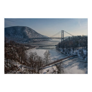 Pôster Ponte da montanha do urso
