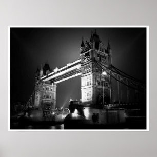 Pôster Ponte da Torre de Londres Preta e Branca à Noite