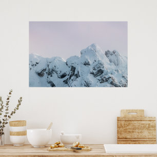 Poster Pôr do sol na montanha com céu nublado
