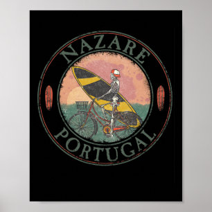 Poster Praticante de surf Nazaré I Portugal Retro I Surf