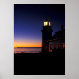 Pôster Primeira luz no farol de cabeça quente