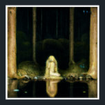 Poster Princesa Tuvstarr<br><div class="desc">Princesa Tuvstarr com cabelos longos,  loiros e ondulantes sentados na floresta,  olhando para baixo para seu reflexo nas águas escuras. Linda aquarela de John Bauer. Ilustração para o conto folclórico sueco "A história de Skutt,  a alce e a pequena Princesa Tuvstarr",  escrito por Helge Kjellin em 1913.</div>