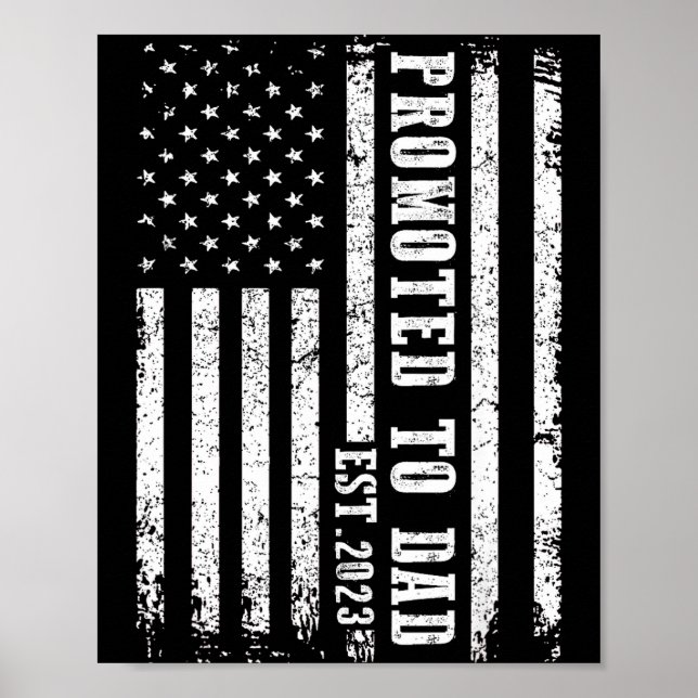 Poster Promoted To Dad 2023 Funny Shirt For New Dad  (Frente)