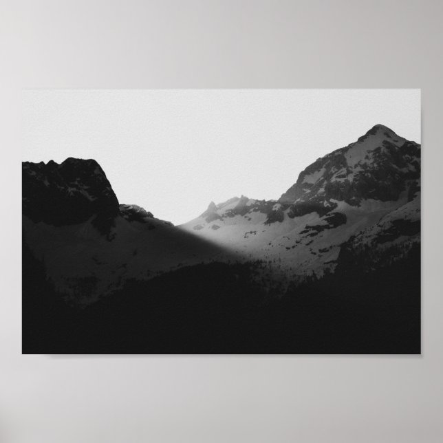 Poster Raios solares sobre as montanhas (Frente)