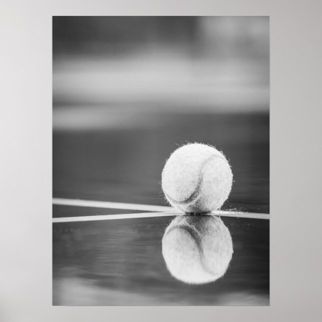 Poster Reflexão da Bola de tênis sobre o Tribunal Molhado (Frente)