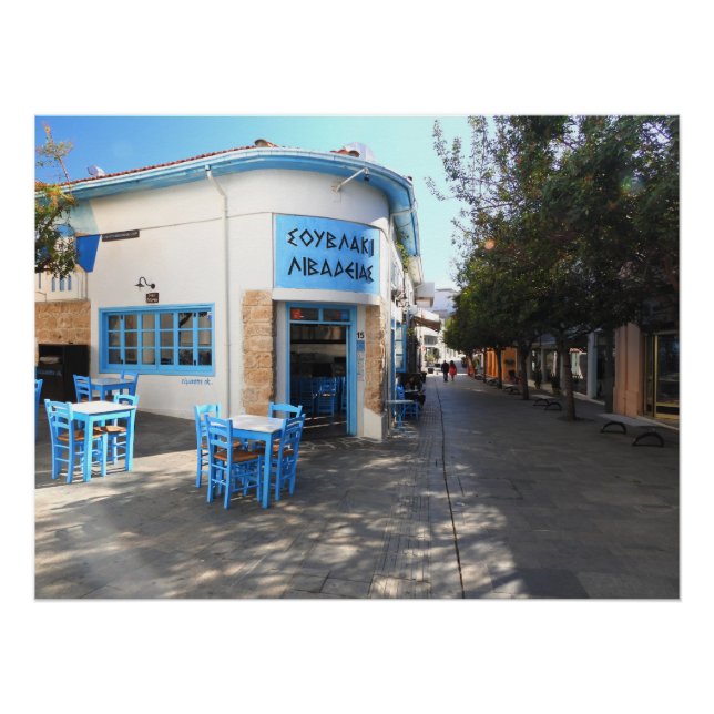 Pôster Restaurante Azul e Branco em Paphos Antigo (Frente)