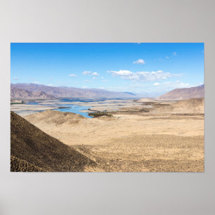 Poster Rio Brahmaputra e paisagem desértica - Tibete