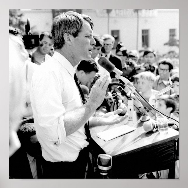 Poster Robert Kennedy Falando Com Uma Multidão (Frente)
