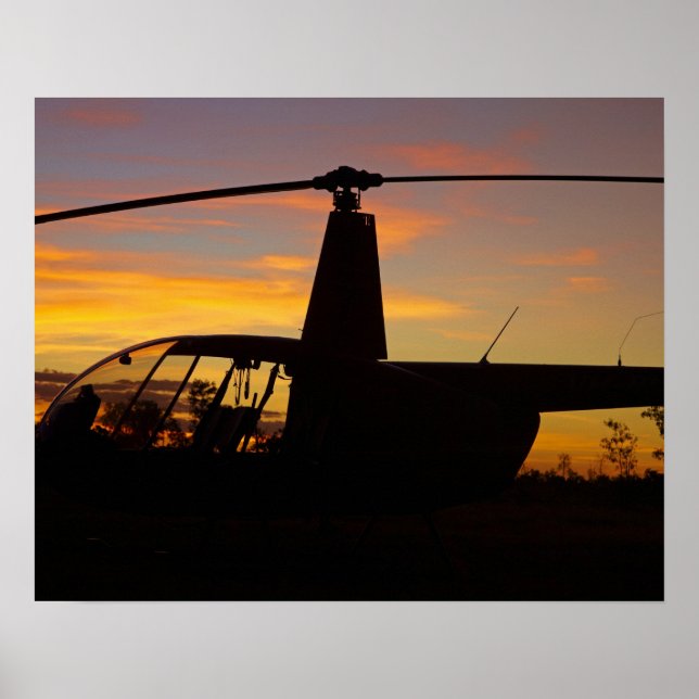 Pôster Robinson R44 helicopter at sunset (Frente)