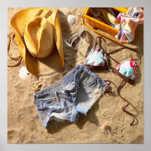 Pôster Roupa deixada atrás na praia