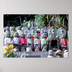 Poster Rows of small Jizo monk statues with bibs - Japan
