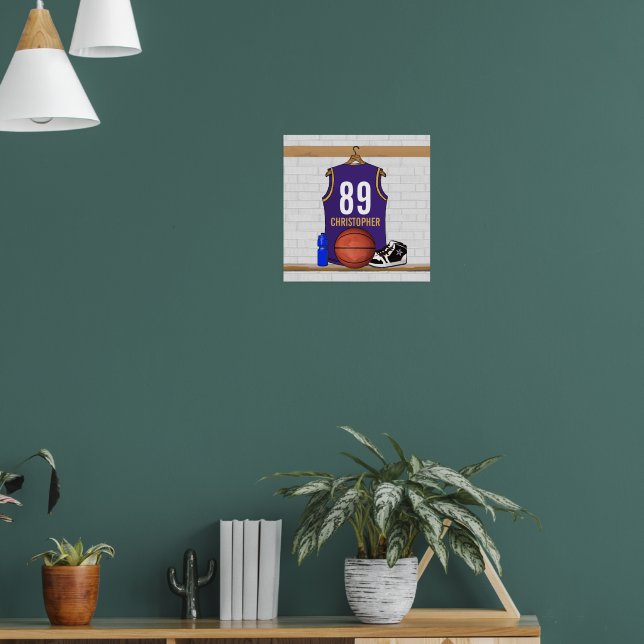 Pôster Roxo Personalizado e Basquete Dourado (Sala de Estar 1)