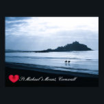 Poster Ruas de coração personalizadas Michaels Monte Corn<br><div class="desc">Fotos personalizáveis da beleza da Cornualha, esta de uma próxima montanha de Michael, Rua do castelo icônico na sua própria ilha de marés, em Penwith histórica, numa manhã ensolarada e nebulosa, com mar azul-prateado e um par de cavalos na costa marítima de Marazion. Esta ilha é popular entre festas e...</div>