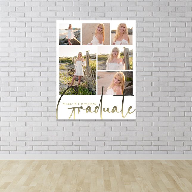 Poster Script de Graduação Moderna de Colagem de Fotos Mú (Graduation photo collage party poster with gold calligraphy.)