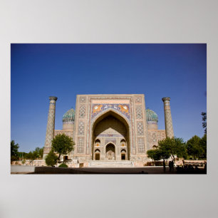Poster Sher-Dor Madrasah: Fachada