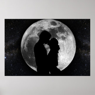 Pôster Silhouette of lovers in a full moon at night
