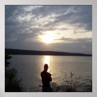 Pôster Silhueta do homem pescando no pôr do sol