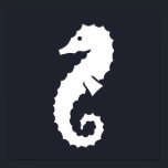 Poster silhueta SEAHORSE náutica<br><div class="desc">| DURAÇÃO DO LAGO | NÚMERO | BARCO | ANCHOR | DURAÇÃO DO LAGO | A VIDA É MELHOR NO LAGO | DIVERSÃO | CHIC | SIMPLES | ÁGUA | ACESSÓRIOS DE DECOR DE BARCO DIVERTIDO PARA CASA | DECOR DA CASA TROPICAL NAUTILITÁRIA | CLASSIC SILHOUETTE DESIGN | PRAIA |...</div>