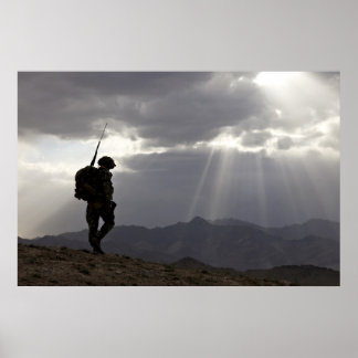 Poster Silhuetas Militares Confiamos Em Deus