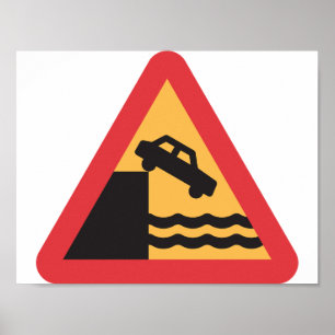 Poster Sinal de água de precaução na frente da estrada Po