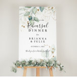 Poster Sinal de boas-vindas do Janto de ensaio Eucalyptus<br><div class="desc">Este sinal de boas-vindas do janto de ensaio de eucalipto de ouro é perfeito para um ensaio de casamento rústico. Este design artístico apresenta a aquarela desenhada à mão,  ouro e folhagem verde,  inspirando beleza natural.</div>