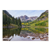 Sinos Maroon na Outonal, Colorado