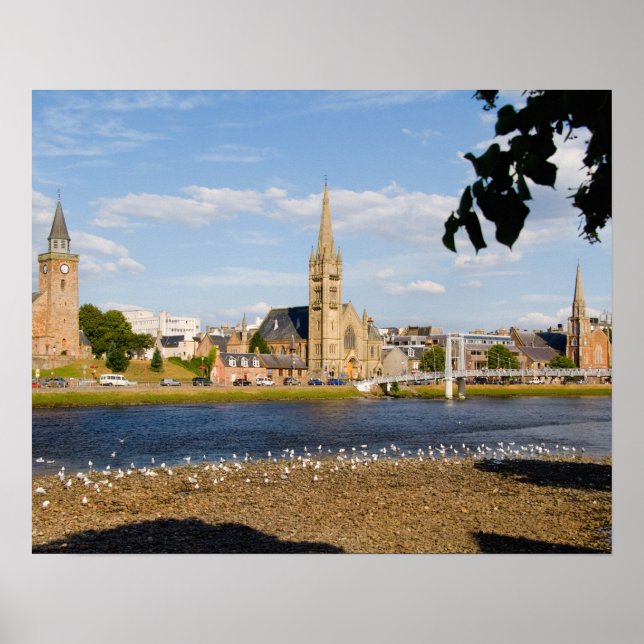 Poster Skyline e rio da cidade quente de Inverness (Frente)