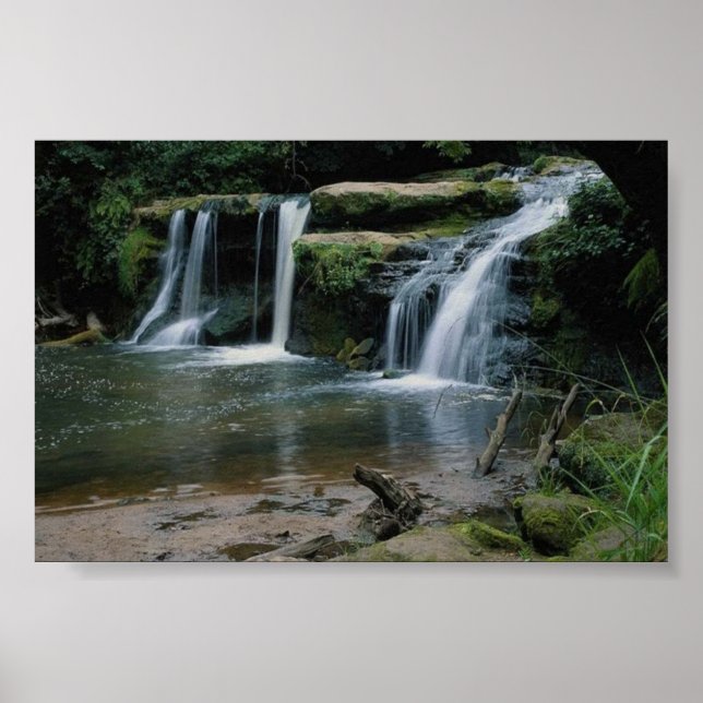 Pôster Small Falls (Frente)